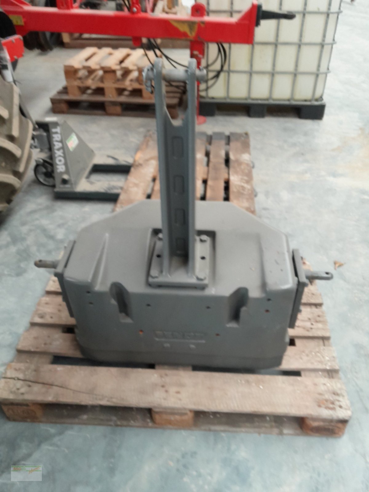 Frontgewicht от тип Fendt 870 kg Frontgewicht, Neumaschine в Bad Mergentheim (Снимка 1)