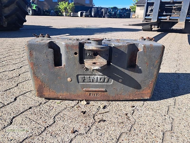 Frontgewicht tip Fendt Ballastträger 190 kg original FENDT 800, Gebrauchtmaschine in Leichlingen (Poză 1)