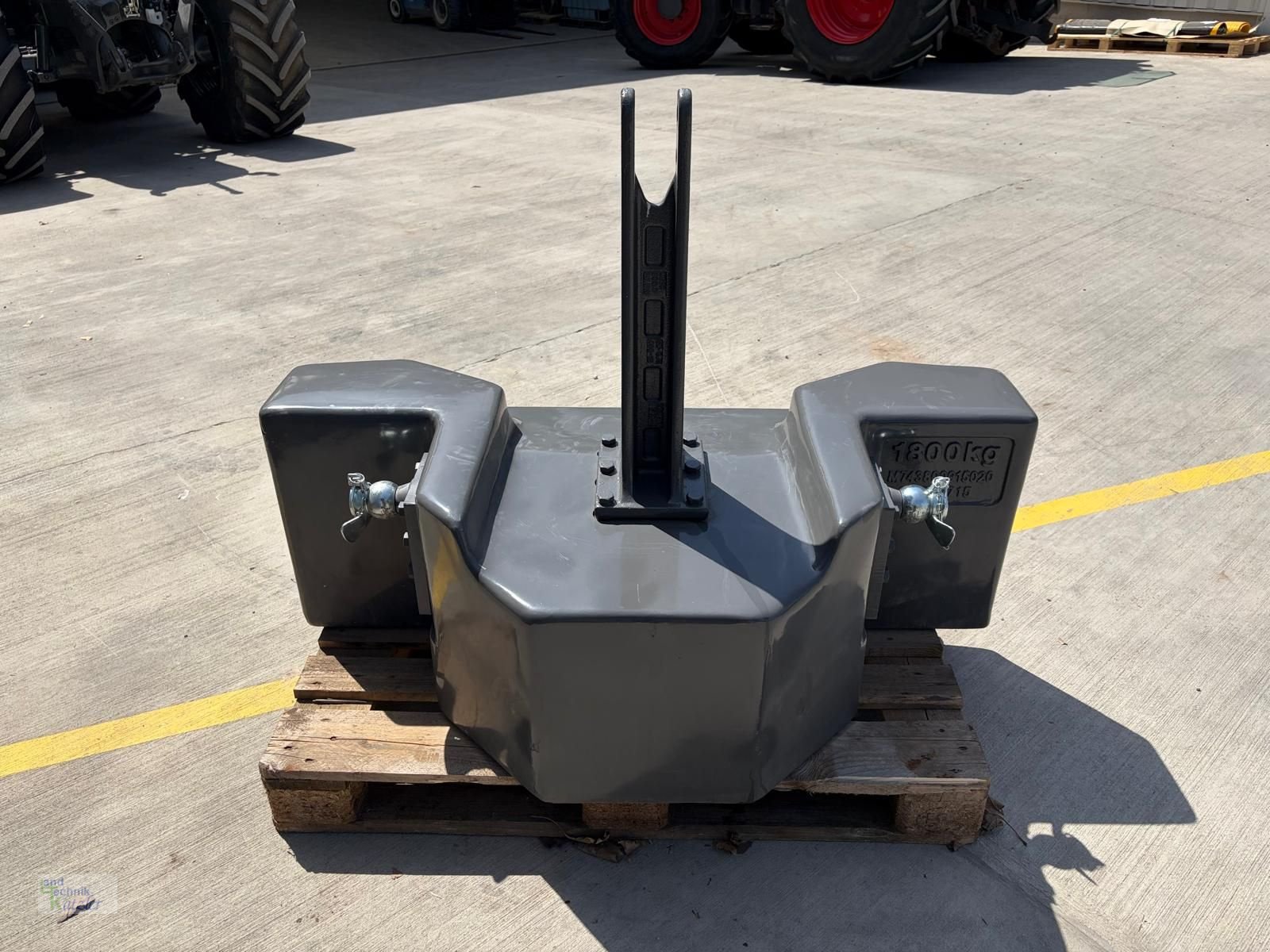Frontgewicht za tip Fendt Fendt Frontgewicht 1800kg, Neumaschine u Deutsch-Wagram (Slika 5)