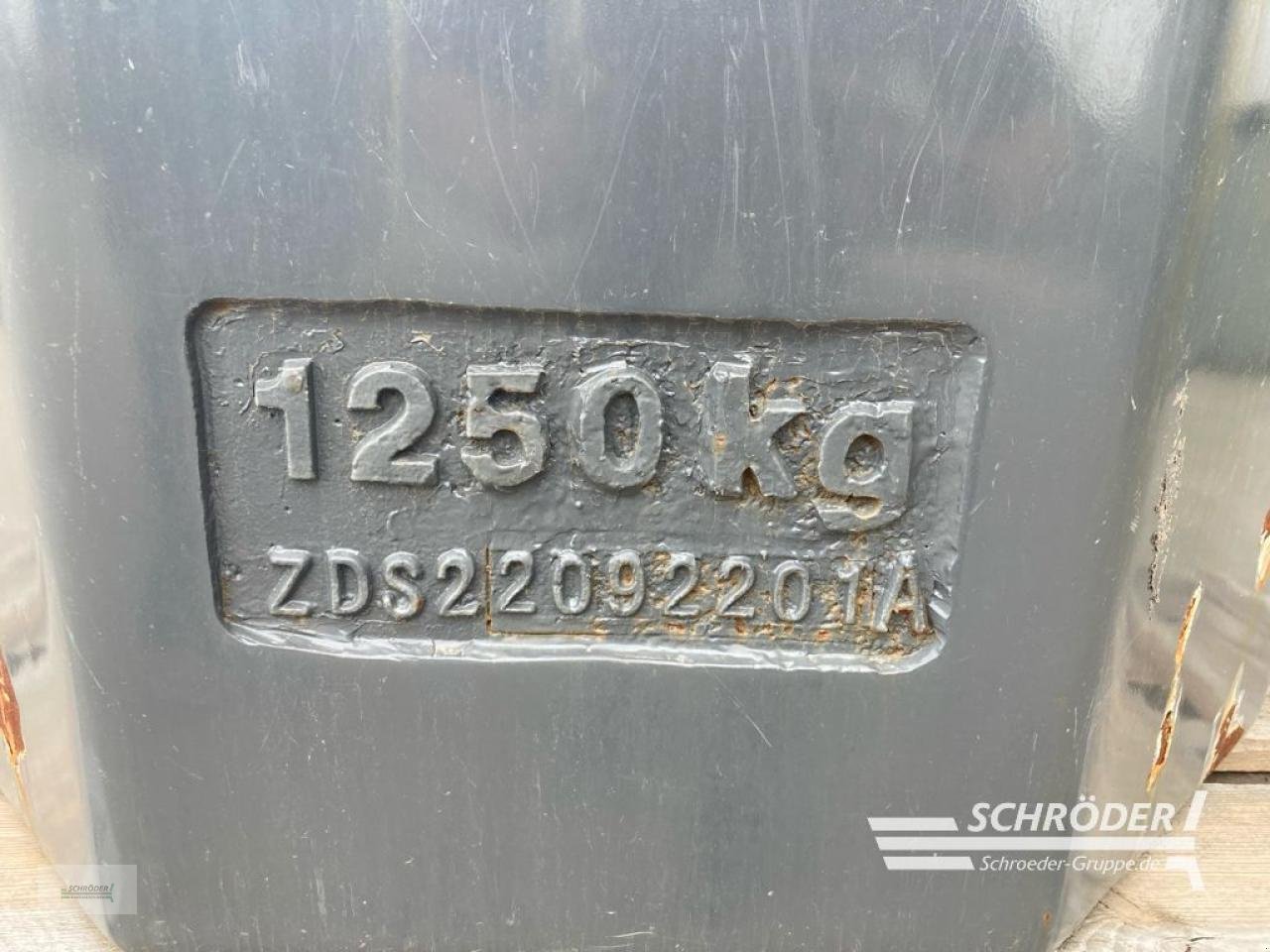 Frontgewicht типа Fendt FRONTGEWICHT 1250 KG, Gebrauchtmaschine в Wildeshausen (Фотография 2)