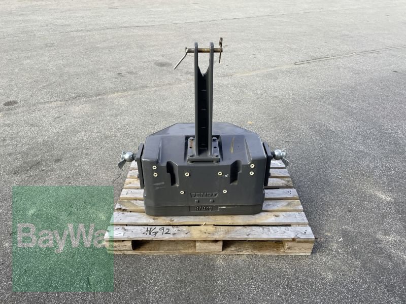 Frontgewicht of the type Fendt FRONTGEWICHT 870 KG, Gebrauchtmaschine in Bamberg (Picture 4)