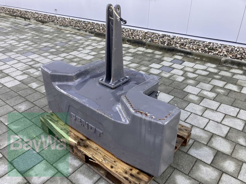 Frontgewicht des Typs Fendt GEBR. FRONTGEWICHT FENDT, Gebrauchtmaschine in Großweitzschen  (Bild 2)