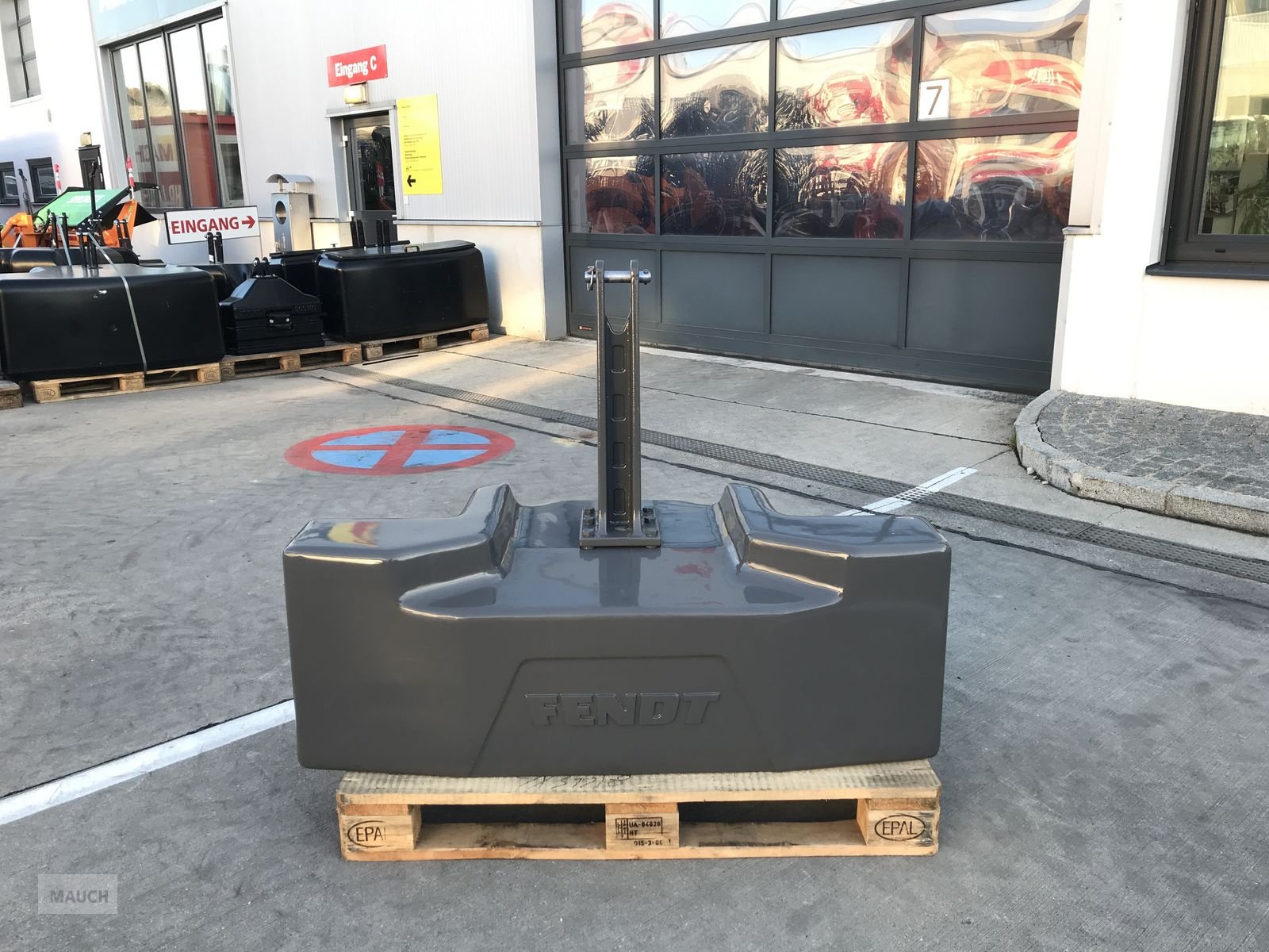 Frontgewicht типа Fendt Gewicht 1800 kg, Neumaschine в Burgkirchen (Фотография 8)