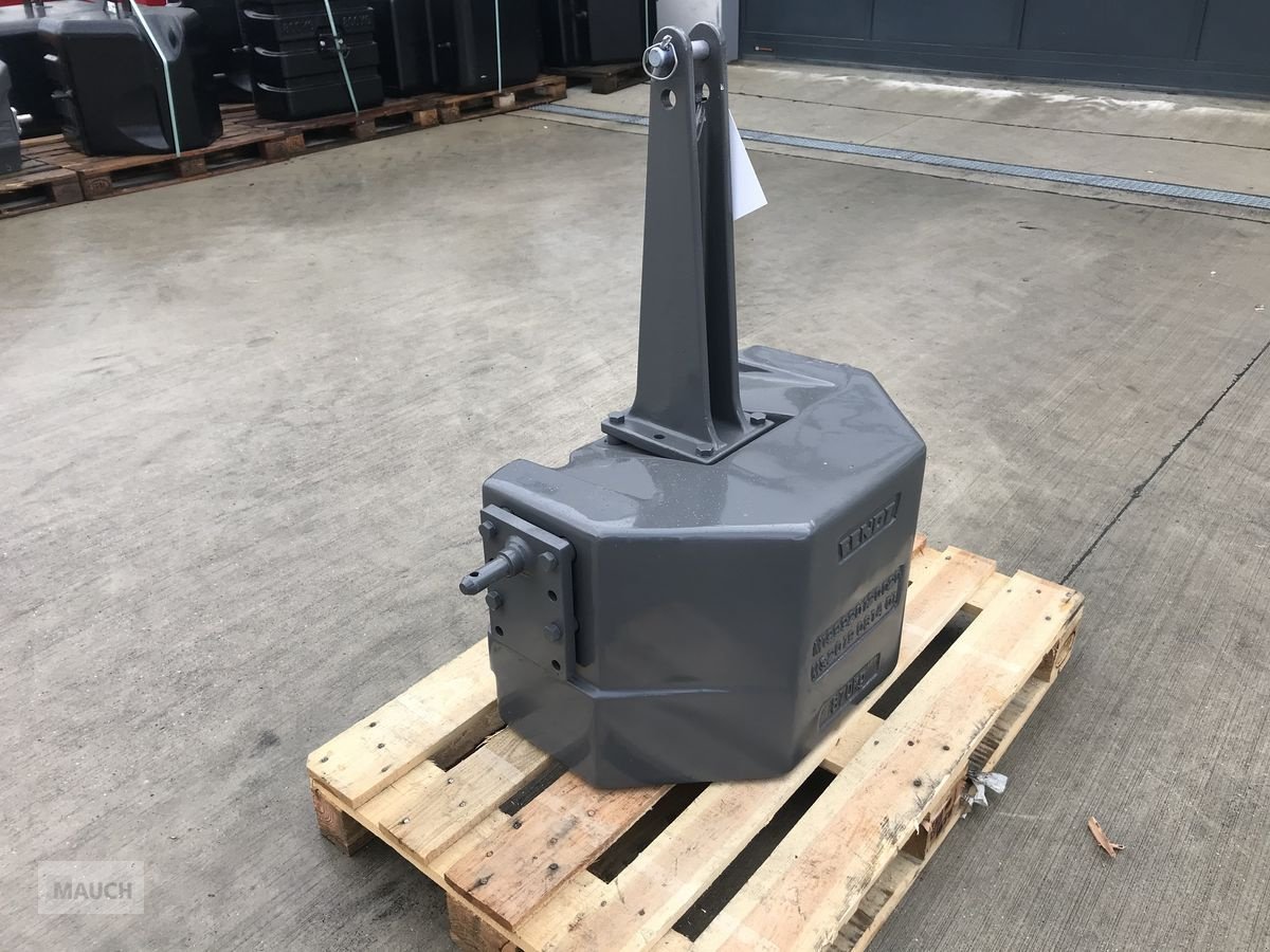 Frontgewicht des Typs Fendt Gewicht 870 kg, Neumaschine in Burgkirchen (Bild 7)