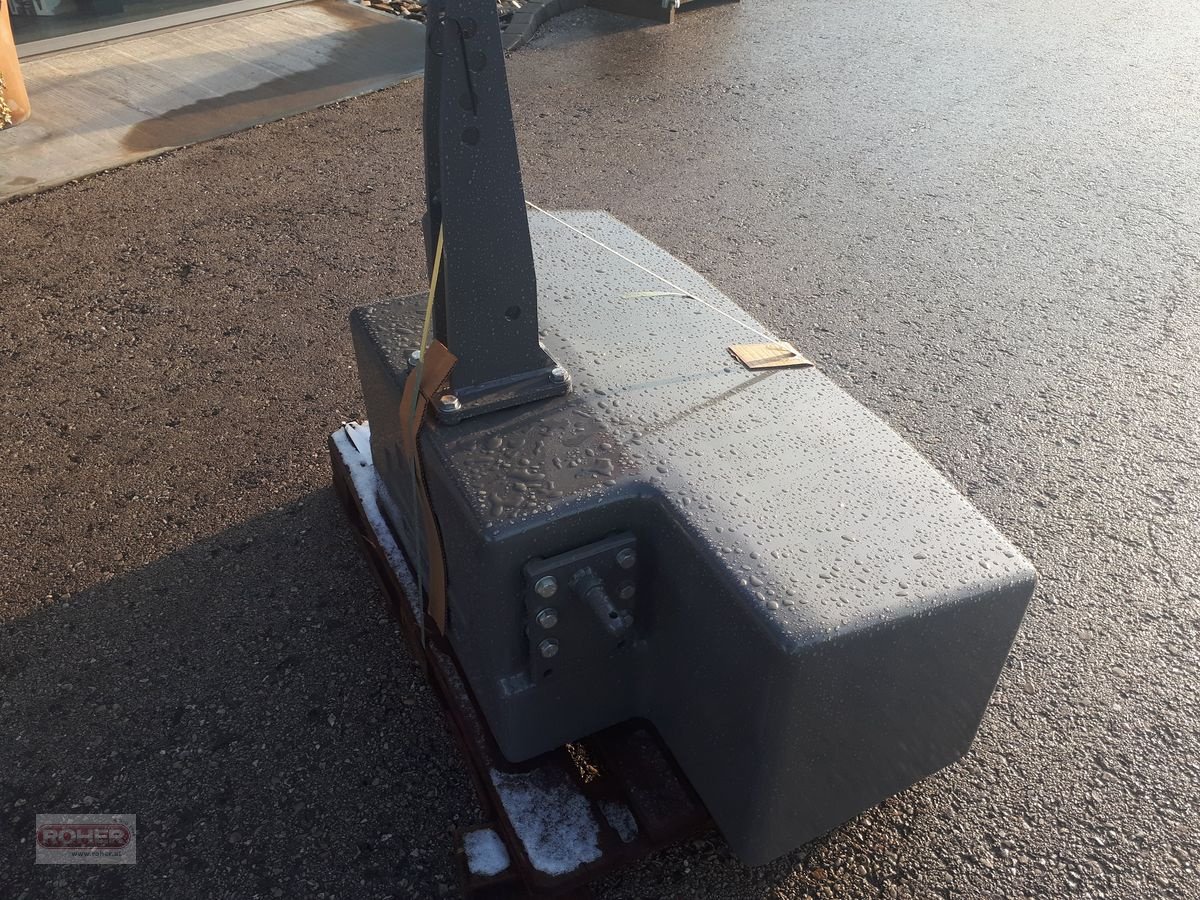 Frontgewicht typu Fendt Gusseisengewichte 2500kg, Neumaschine v Wieselburg Land (Obrázek 4)