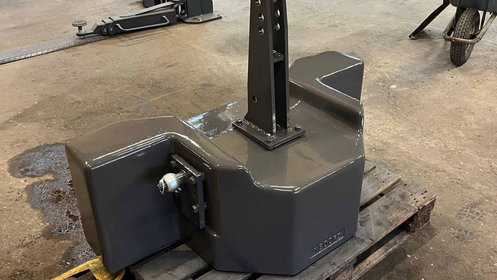 Frontgewicht Türe ait Fendt Original Fendt. 1800KG, Gebrauchtmaschine içinde Bredebro (resim 5)