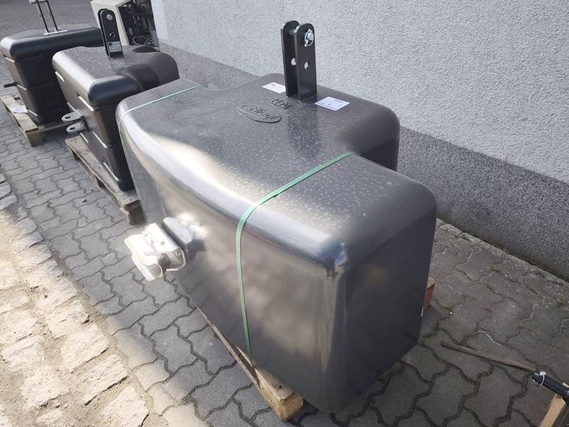 Frontgewicht Türe ait Fliegl 1450 kg Frontgewicht, Neumaschine içinde St. Marienkirchen (resim 1)