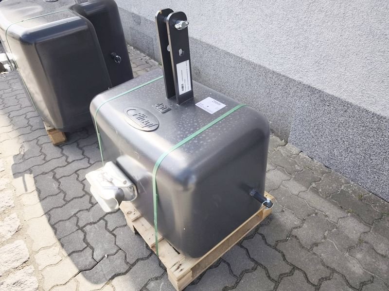 Frontgewicht za tip Fliegl 450 kg Frontgewicht, Neumaschine u St. Marienkirchen