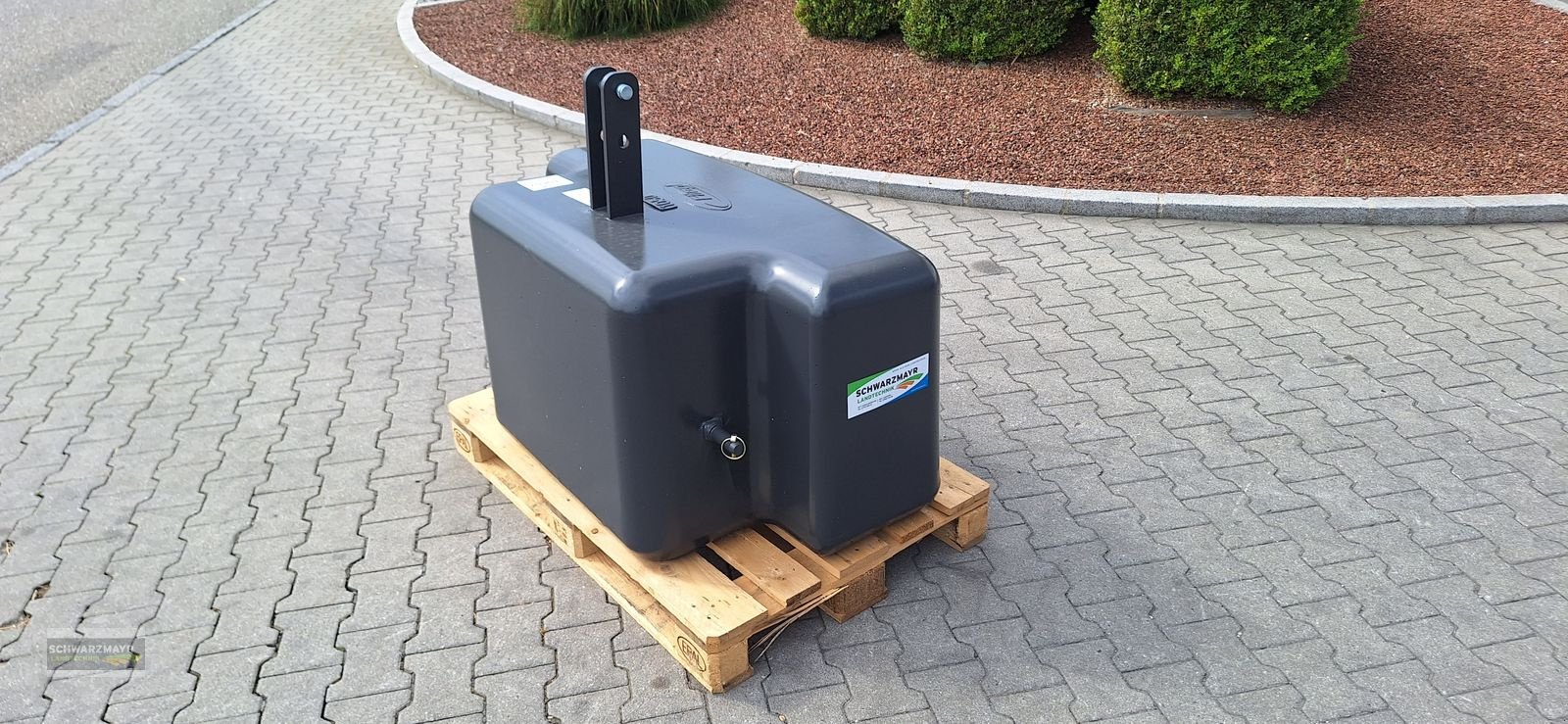 Frontgewicht des Typs Fliegl AgroCenter Gewicht 1.050kg, Neumaschine in Aurolzmünster (Bild 8)