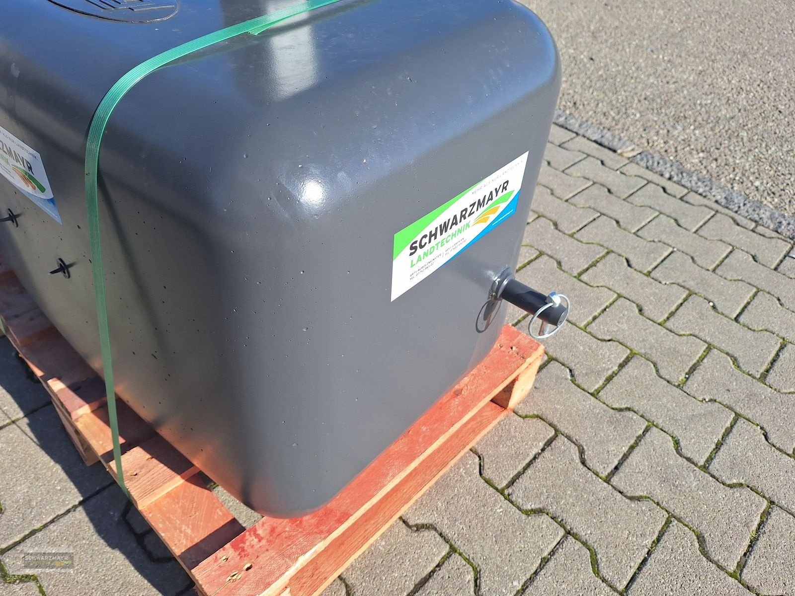 Frontgewicht des Typs Fliegl AgroCenter Gewicht 450kg, Neumaschine in Gampern (Bild 7)