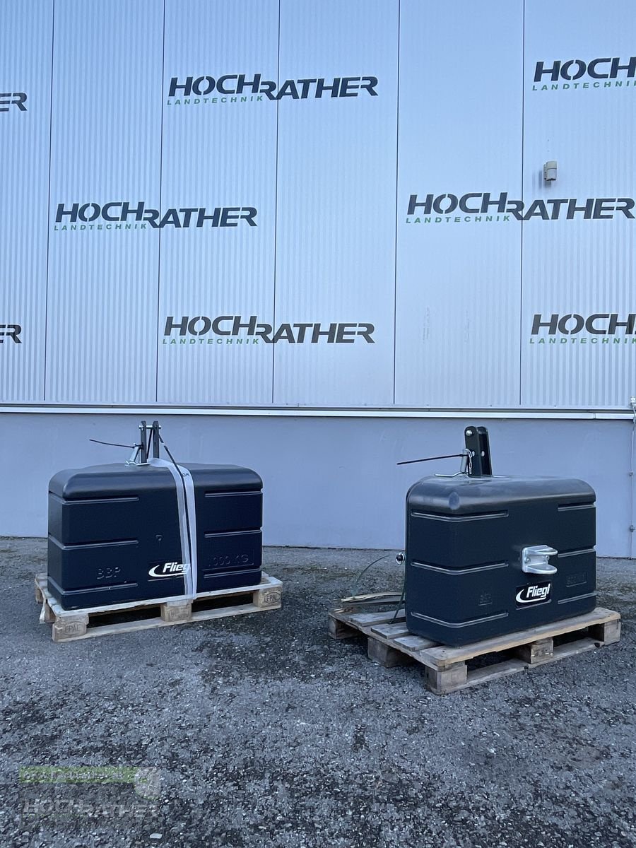Frontgewicht del tipo Fliegl Fliegl Front - Heckgewicht 1000kg, Neumaschine In Kronstorf (Immagine 2)