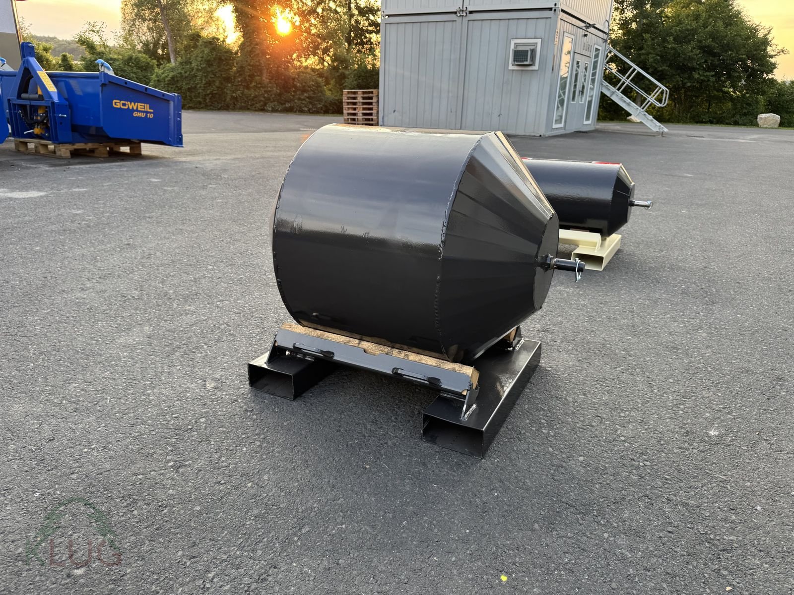 Frontgewicht a típus Fliegl Frontgewicht KOMPAKT, Neumaschine ekkor: Pirching am Traubenberg (Kép 24)