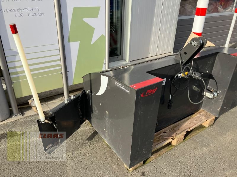Frontgewicht des Typs Fliegl SZBXXX200356  STAR 1.000KG, Neumaschine in Hollfeld (Bild 5)