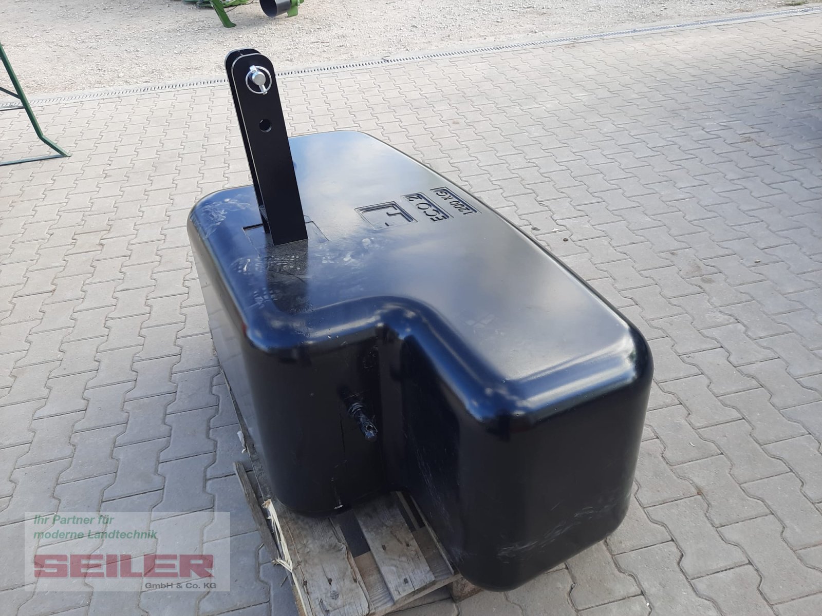 Frontgewicht des Typs Frans Pateer 1200 kg ECO-2, Neumaschine in Ansbach (Bild 7)