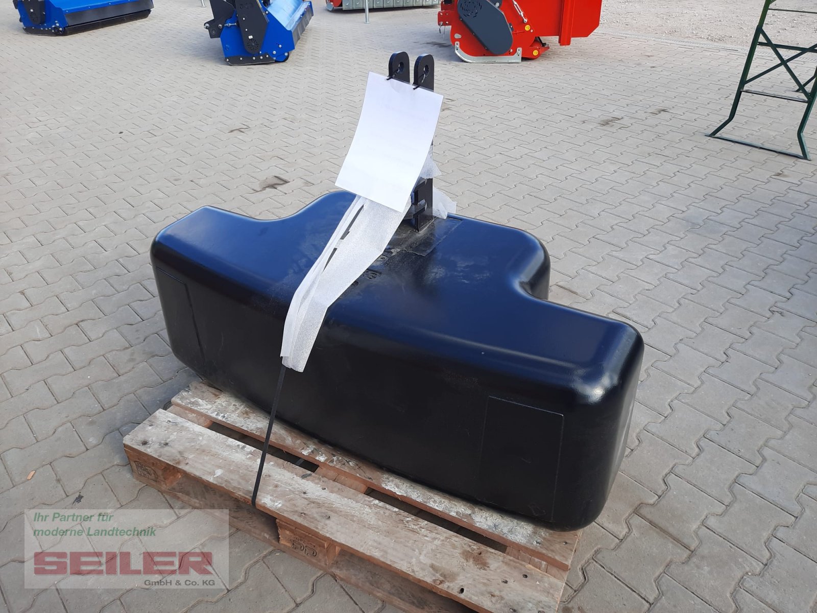 Frontgewicht des Typs Frans Pateer 750 kg GP, Neumaschine in Ansbach (Bild 2)