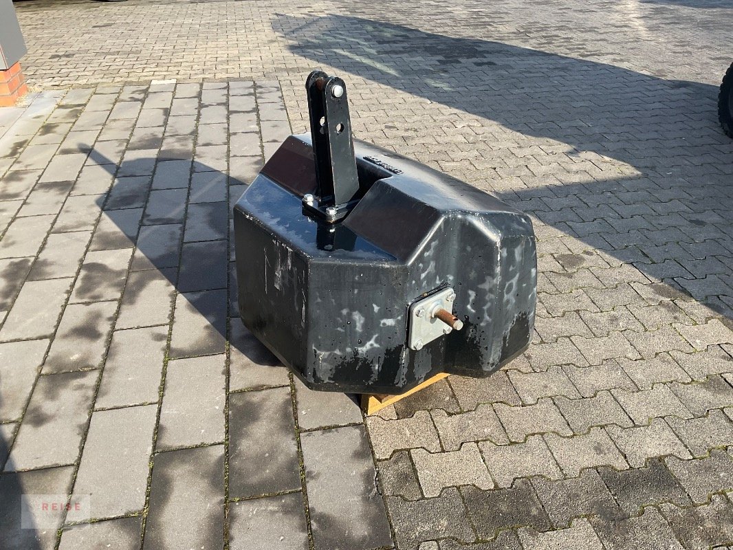 Frontgewicht des Typs Frans Pateer Drive-In 1000 kg, Neumaschine in Lippetal / Herzfeld (Bild 2)