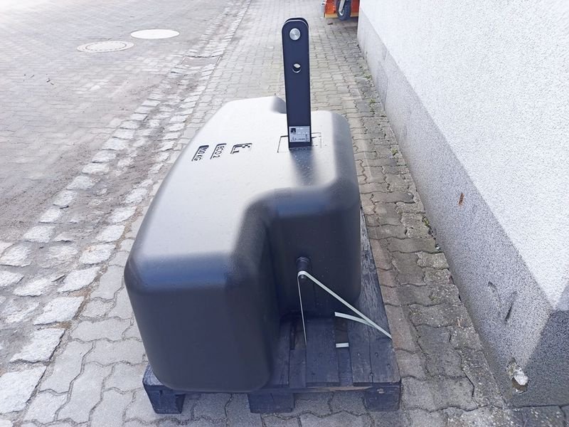 Frontgewicht des Typs Frans Pateer ECO-2 900 kg Betongewicht, Neumaschine in St. Marienkirchen (Bild 7)