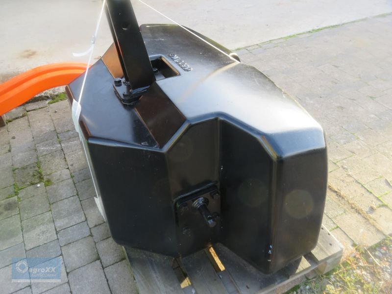 Frontgewicht des Typs Frans Pateer Magnetit Stahl-Frontgewicht 1600kg, Neumaschine in Ennigerloh (Bild 1)