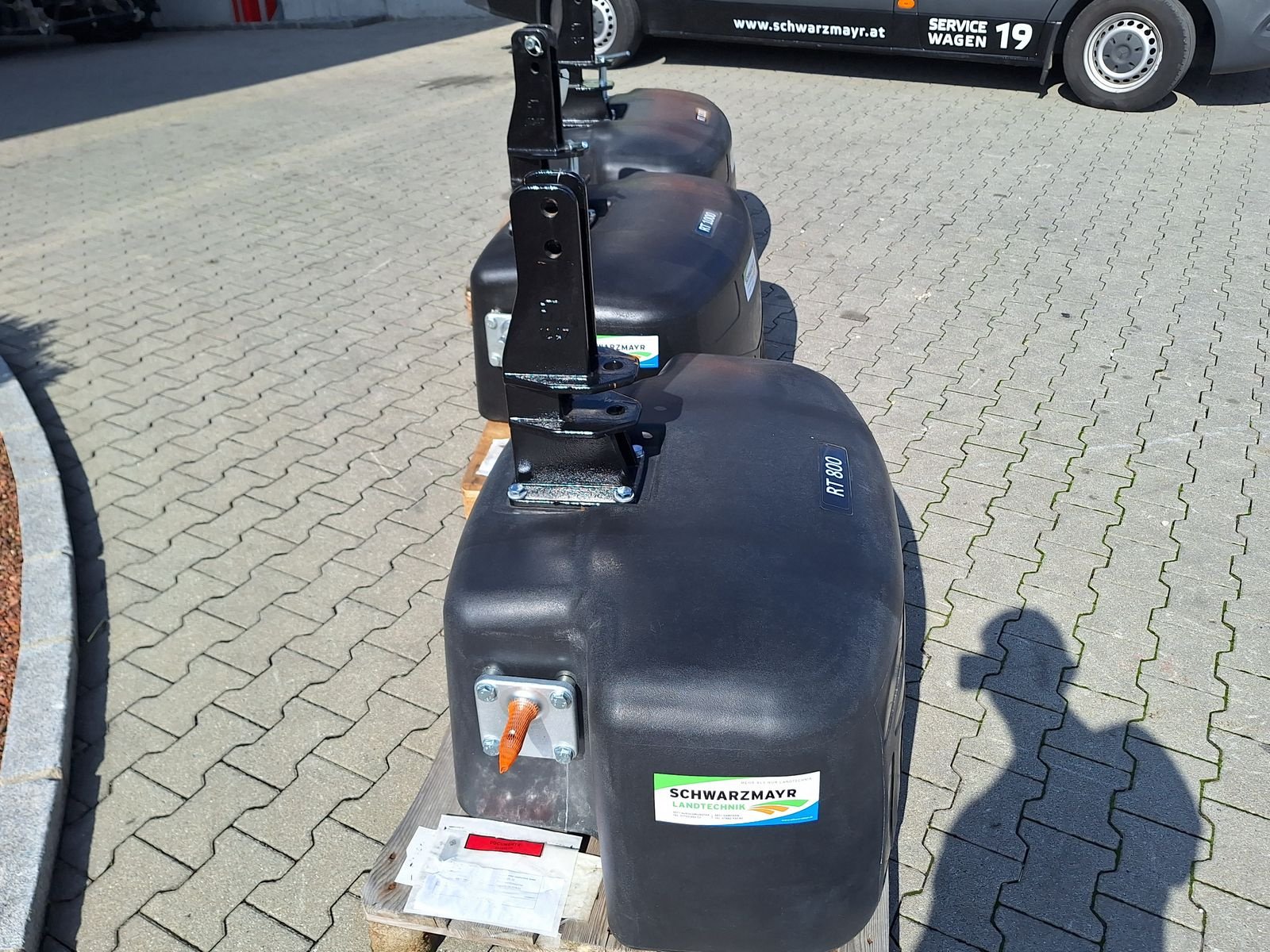 Frontgewicht des Typs Frans Pateer RT 1000, Neumaschine in Schlitters (Bild 3)