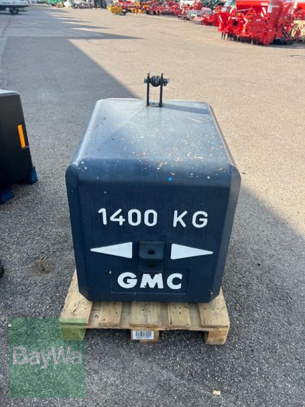 Frontgewicht des Typs GMC 1400 KG, Gebrauchtmaschine in Obertraubling (Bild 1)