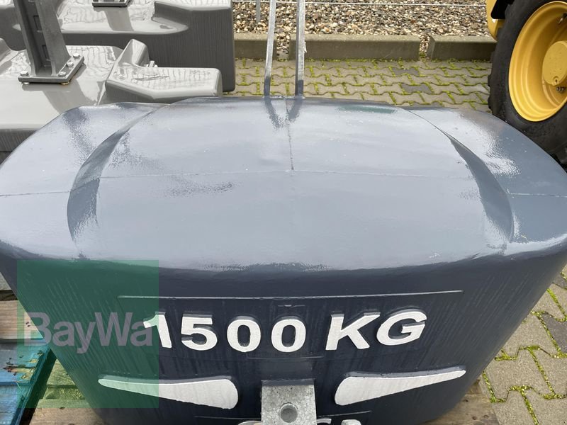 Frontgewicht du type GMC 1500 KG GEWICHT INNOV.KOMPAKT, Gebrauchtmaschine en Bamberg (Photo 1)