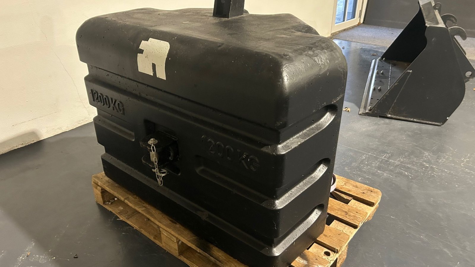 Frontgewicht typu HE-VA Frontvægt 1200 kg, Gebrauchtmaschine v Arden (Obrázek 1)