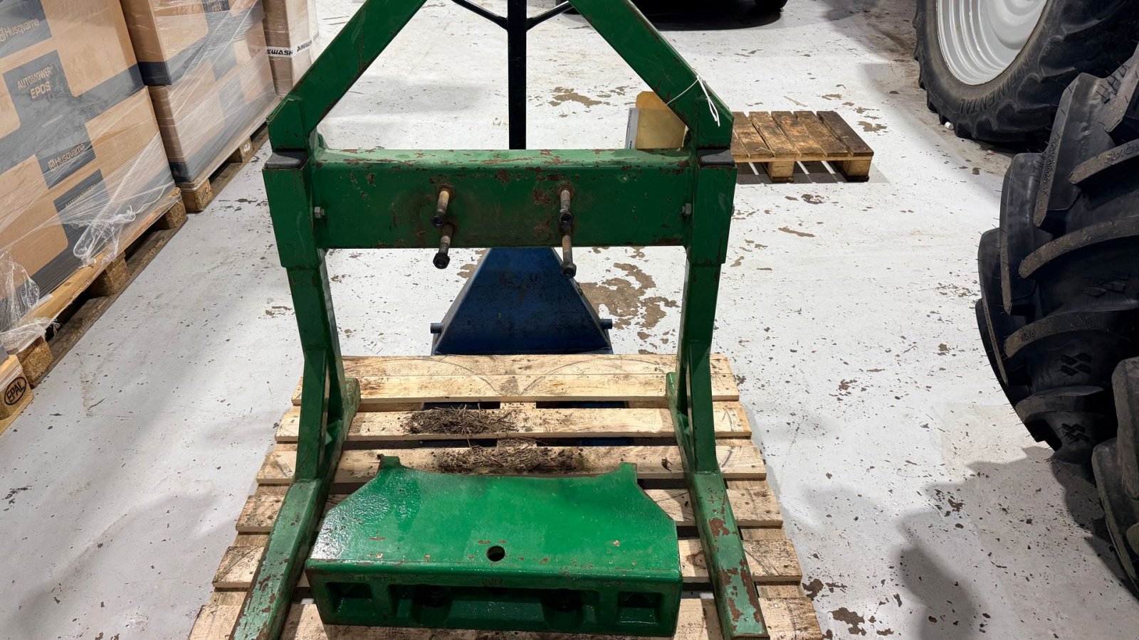 Frontgewicht типа HE-VA FRONTVÆGTHOLDER, Gebrauchtmaschine в Aabenraa (Фотография 1)