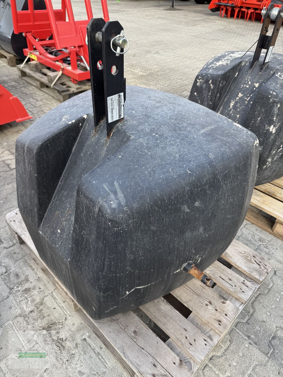 Frontgewicht des Typs Hydrac 800kg, Neumaschine in Hartberg (Bild 3)