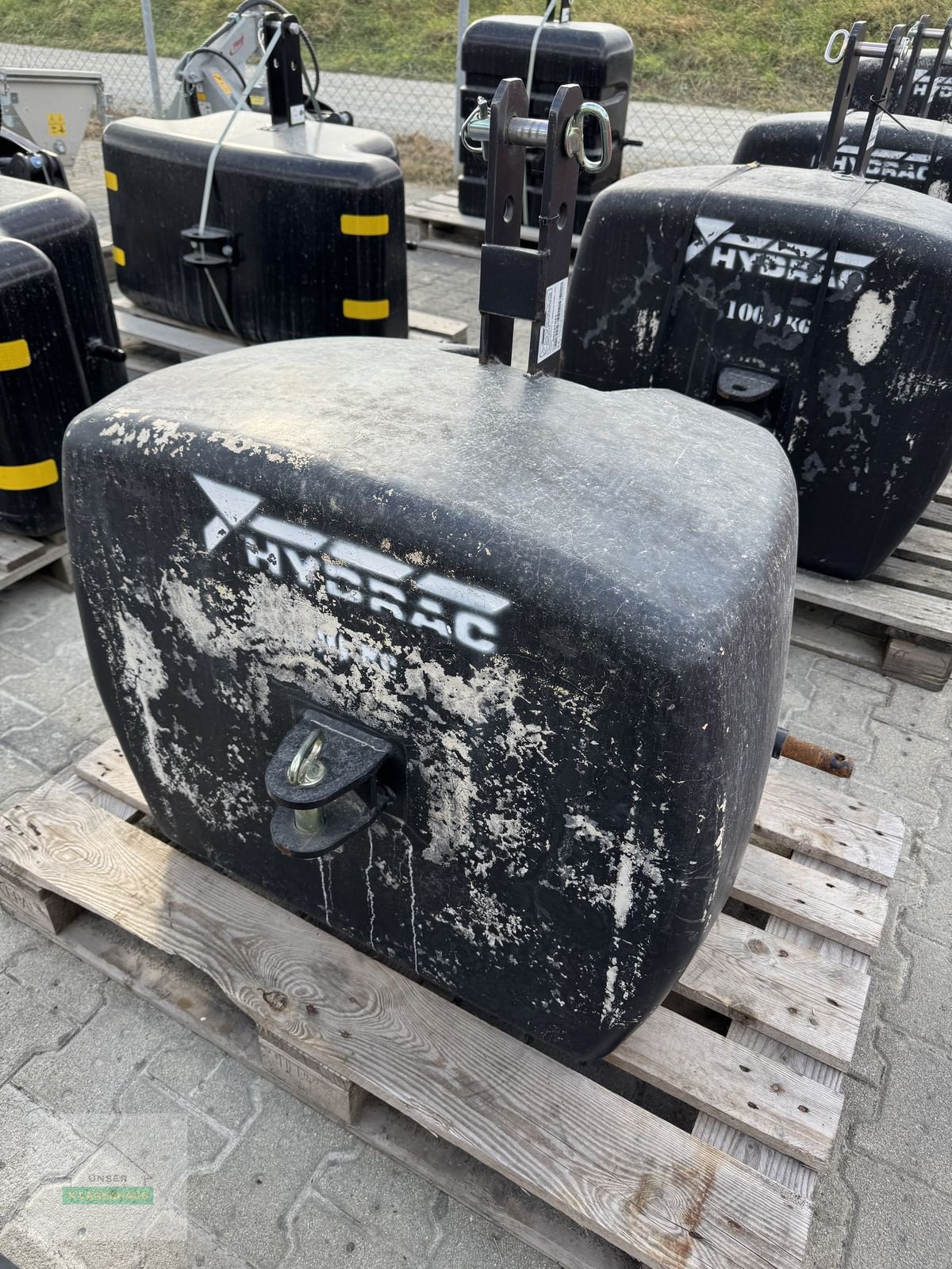 Frontgewicht des Typs Hydrac 800kg, Neumaschine in Hartberg (Bild 1)