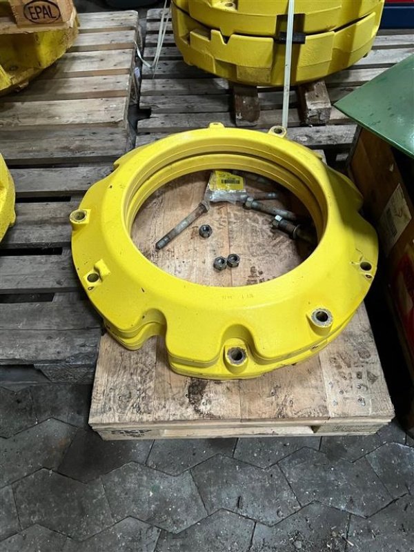 Frontgewicht des Typs John Deere 75 kg Originale John Deere hjulvægte Passer på Alle john Deere Støbe Fælg, Gebrauchtmaschine in Aabenraa (Bild 1)