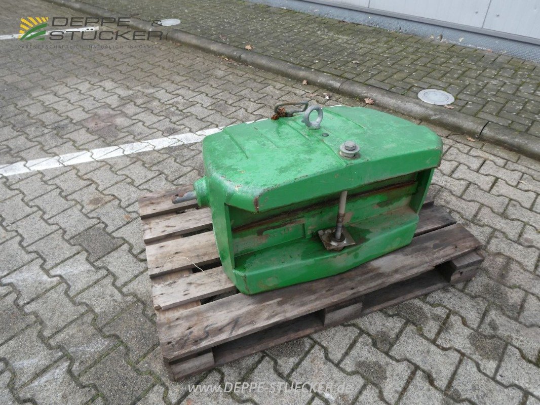 Frontgewicht des Typs John Deere 900kg Pick-Up Gewicht, Gebrauchtmaschine in Lauterberg/Barbis (Bild 2)