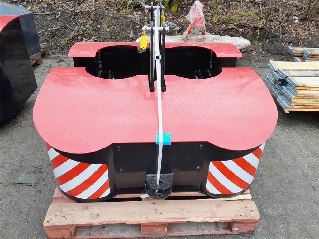 Frontgewicht tipa Kaber 800 kg. - Case IH, Gebrauchtmaschine u Horsens (Slika 1)