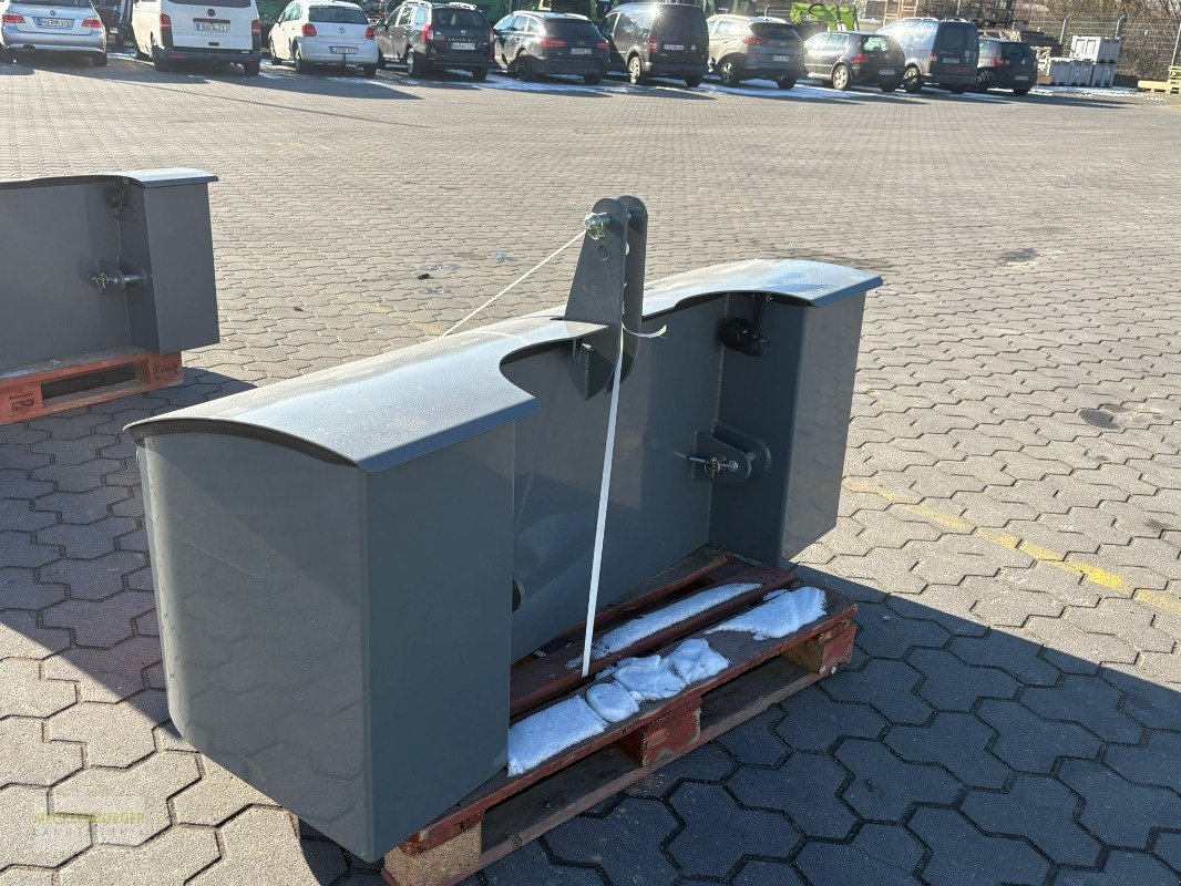 Frontgewicht des Typs Kaber Frontgewicht 1200kg, Neumaschine in Mühlengeez (Bild 3)