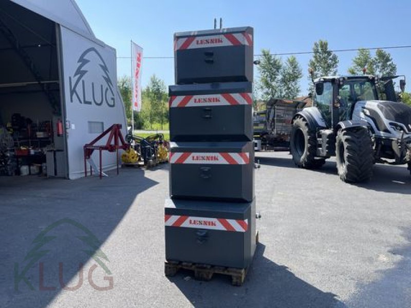 Frontgewicht des Typs Lesnik Frontgewichte 600-1.200kg, Neumaschine in Pirching am Traubenberg (Bild 27)