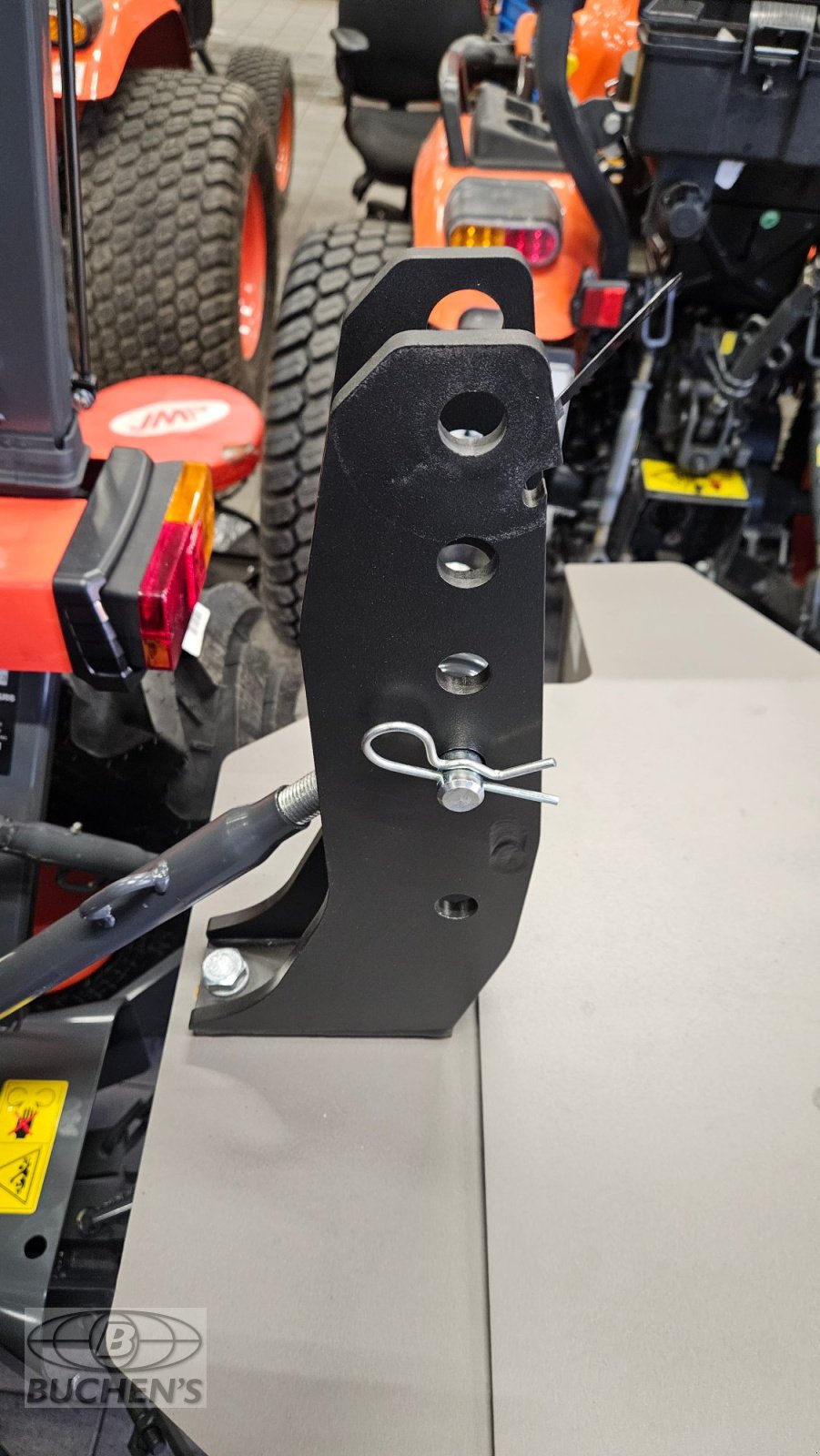 Frontgewicht van het type Mailleux Multibox 150 Liter, Neumaschine in Olpe (Foto 8)