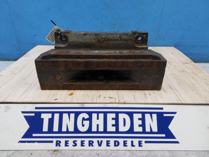 Frontgewicht typu Massey Ferguson 3060, Gebrauchtmaschine v Hemmet (Obrázek 1)