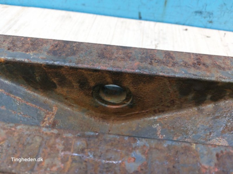 Frontgewicht typu Massey Ferguson 3060, Gebrauchtmaschine v Hemmet (Obrázek 9)