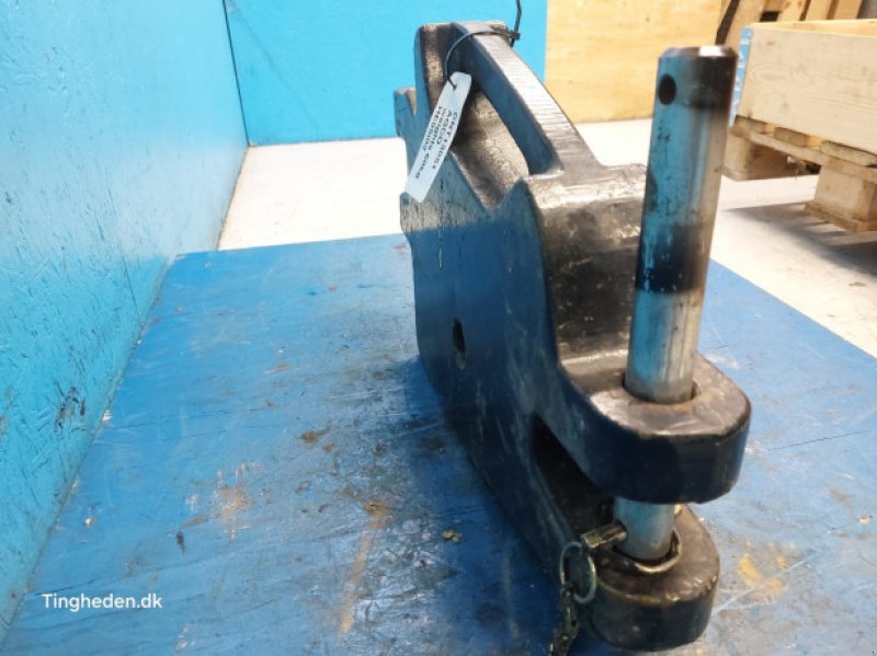 Frontgewicht tip Massey Ferguson 6400, Gebrauchtmaschine in Hemmet (Poză 8)