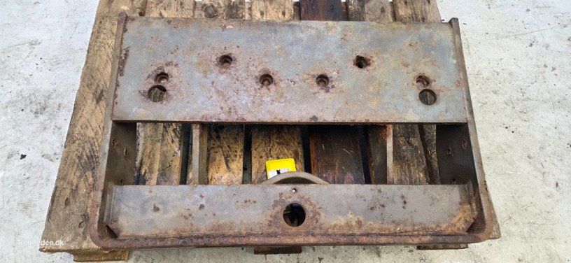 Frontgewicht des Typs Massey Ferguson 690, Gebrauchtmaschine in Hemmet (Bild 9)