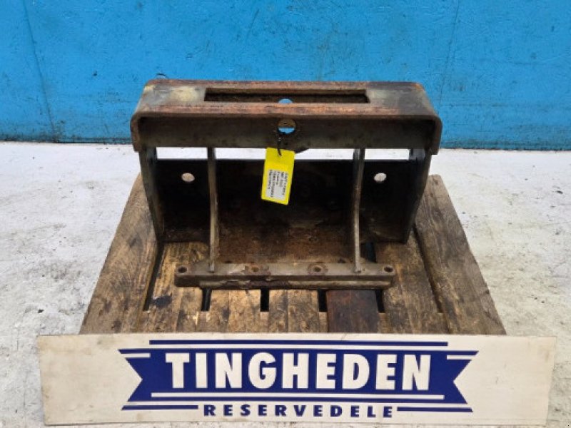 Frontgewicht типа Massey Ferguson 690, Gebrauchtmaschine в Hemmet (Фотография 1)