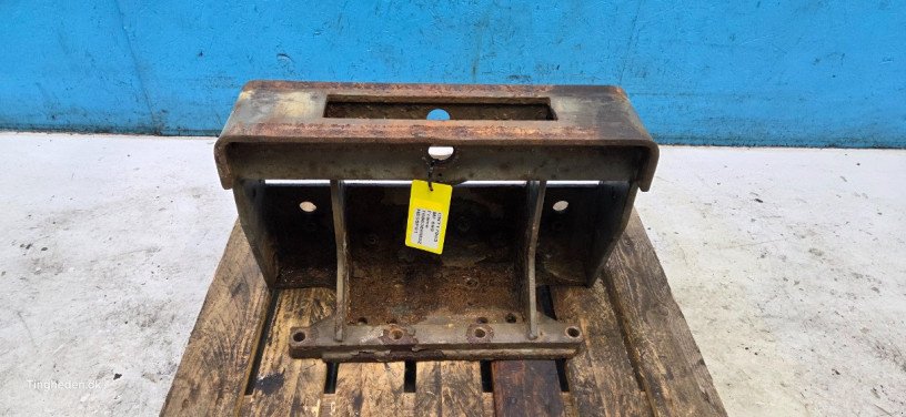 Frontgewicht des Typs Massey Ferguson 690, Gebrauchtmaschine in Hemmet (Bild 2)