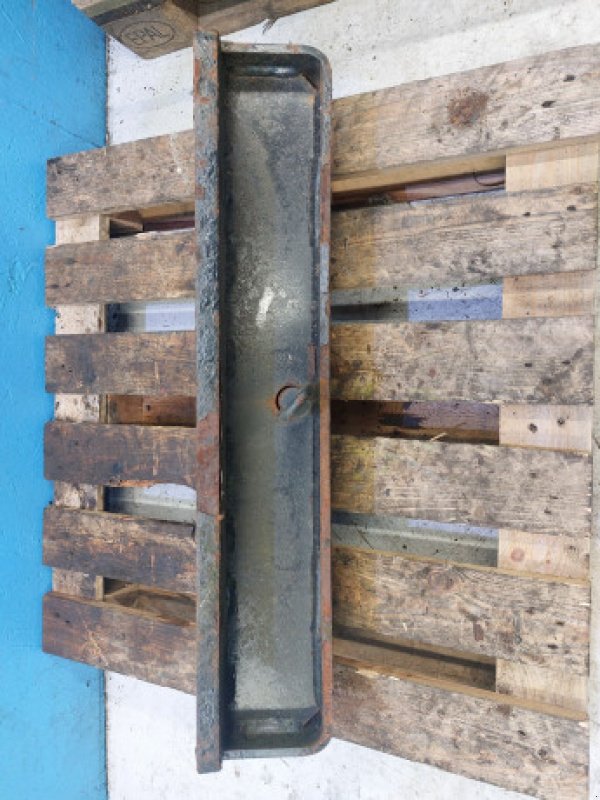 Frontgewicht of the type Massey Ferguson 8480, Gebrauchtmaschine in Hemmet (Picture 4)