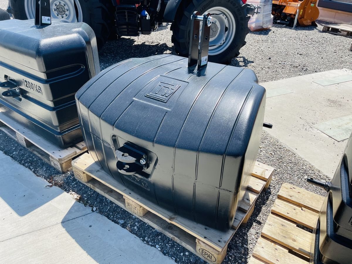 Frontgewicht typu Massey Ferguson Beton Frontgewicht NG 1100 kg, Gebrauchtmaschine v Hohenruppersdorf (Obrázek 2)