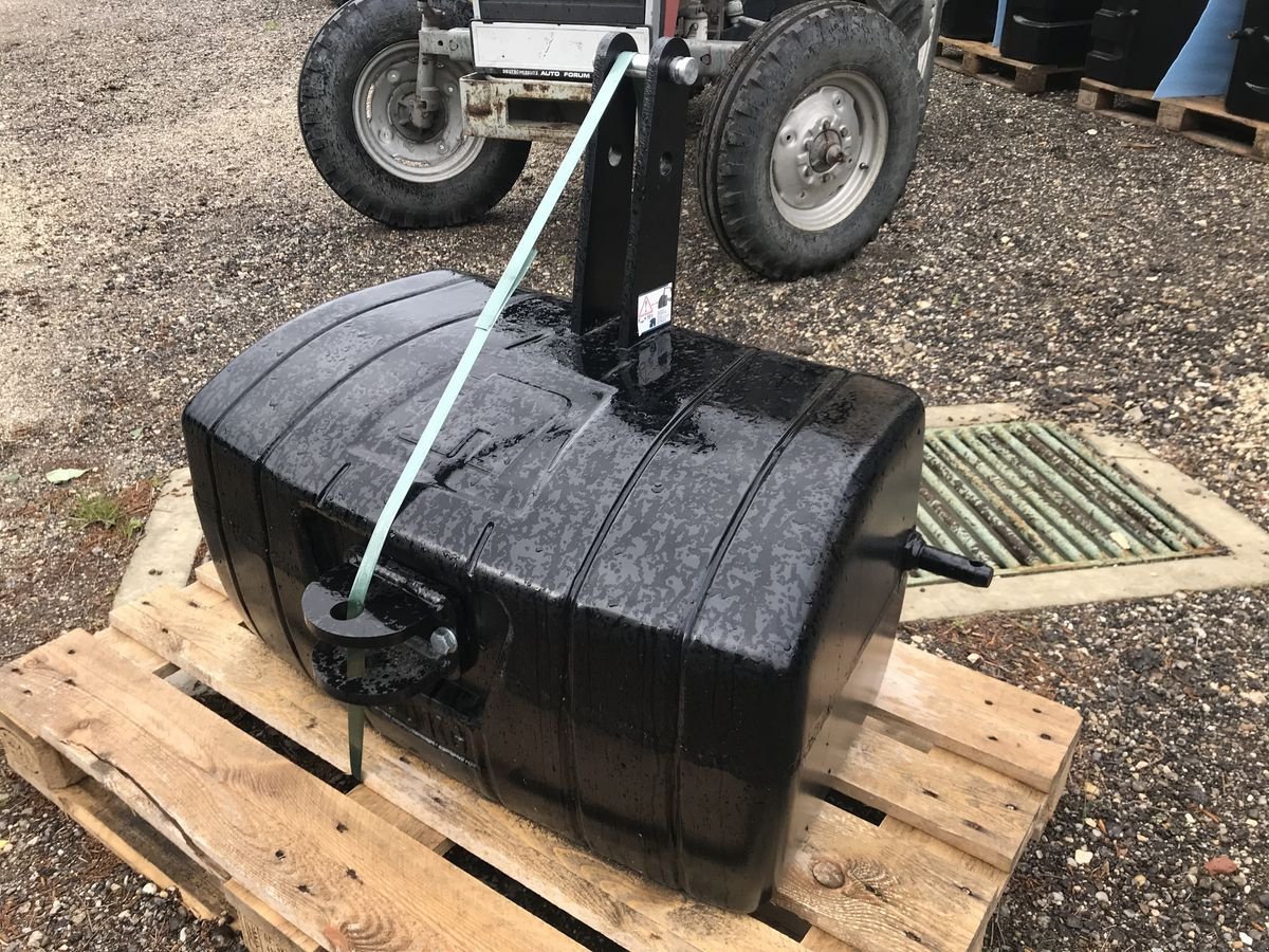 Frontgewicht tipa Massey Ferguson Beton Frontgewicht NG 400 kg, Neumaschine u Hohenruppersdorf (Slika 2)