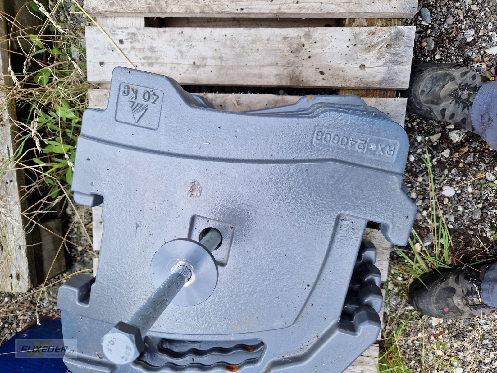 Frontgewicht типа Massey Ferguson Frontgewichtsplatten zum Einhängen, Gebrauchtmaschine в Pattigham (Фотография 3)