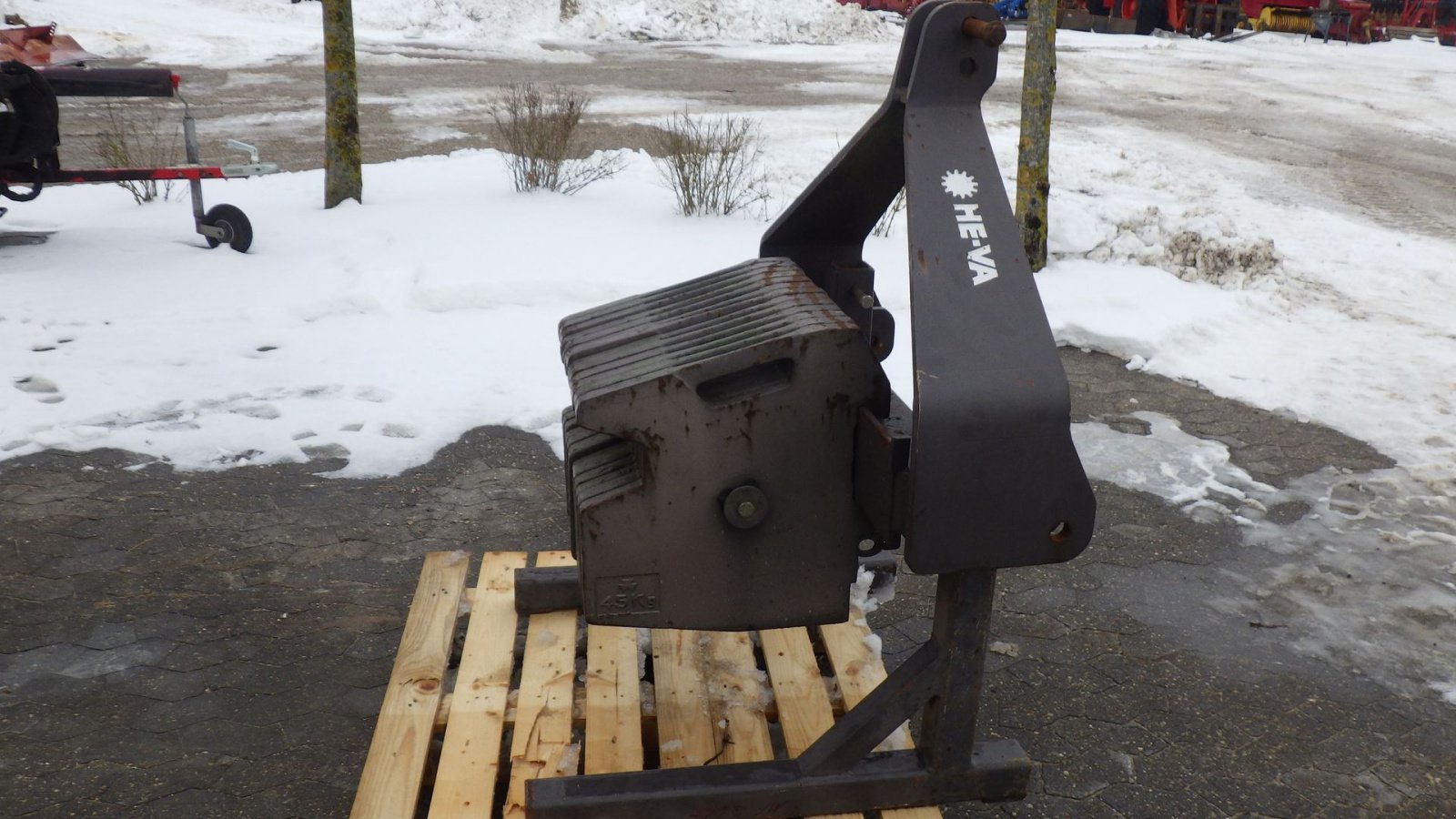 Frontgewicht des Typs Massey Ferguson frontvægt, Gebrauchtmaschine in Ringsted (Bild 1)