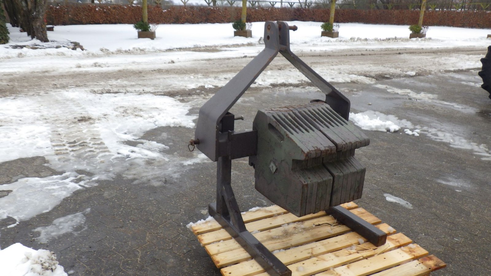 Frontgewicht des Typs Massey Ferguson frontvægt, Gebrauchtmaschine in Ringsted (Bild 3)
