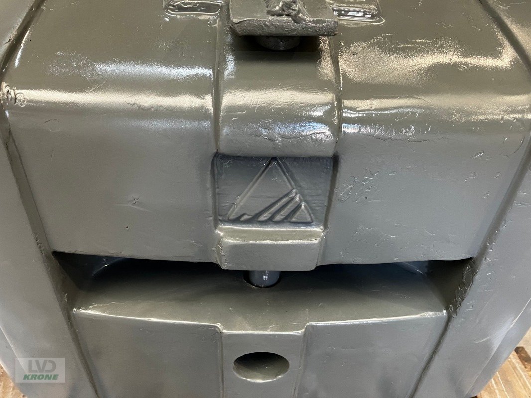 Frontgewicht za tip Massey Ferguson MF 850 kg, Gebrauchtmaschine u Schwerin (Slika 3)