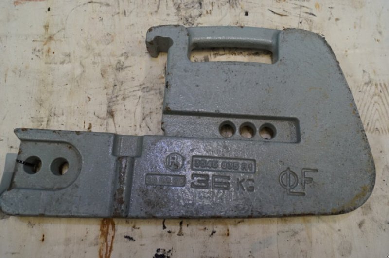 Frontgewicht tipa McCormick Frontvægt, Gebrauchtmaschine u Hemmet (Slika 3)