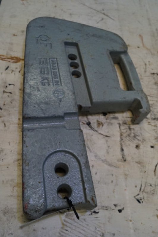 Frontgewicht tipa McCormick Frontvægt, Gebrauchtmaschine u Hemmet (Slika 6)